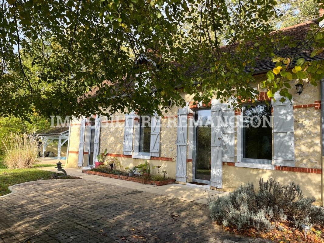 Vente Maison à la Ferté-Saint-Cyr 5 pièces