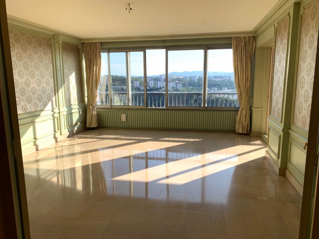 Vente Appartement à Lyon 6 pièces