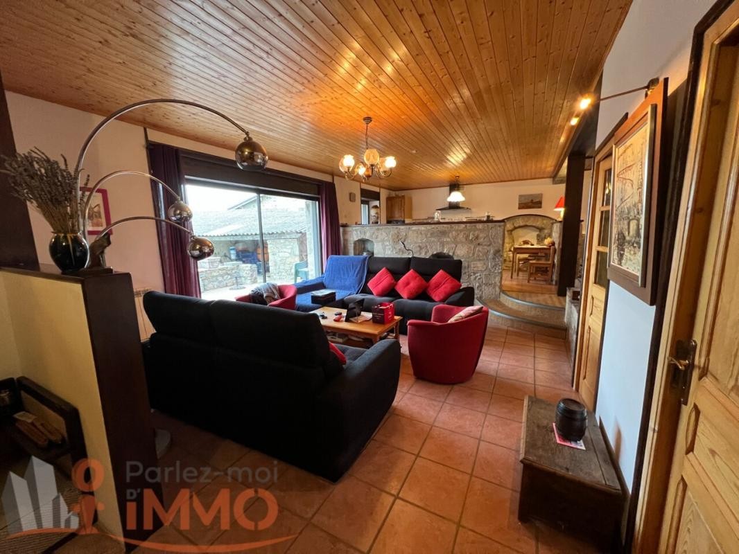 Vente Maison à le Mas-de-Tence 10 pièces