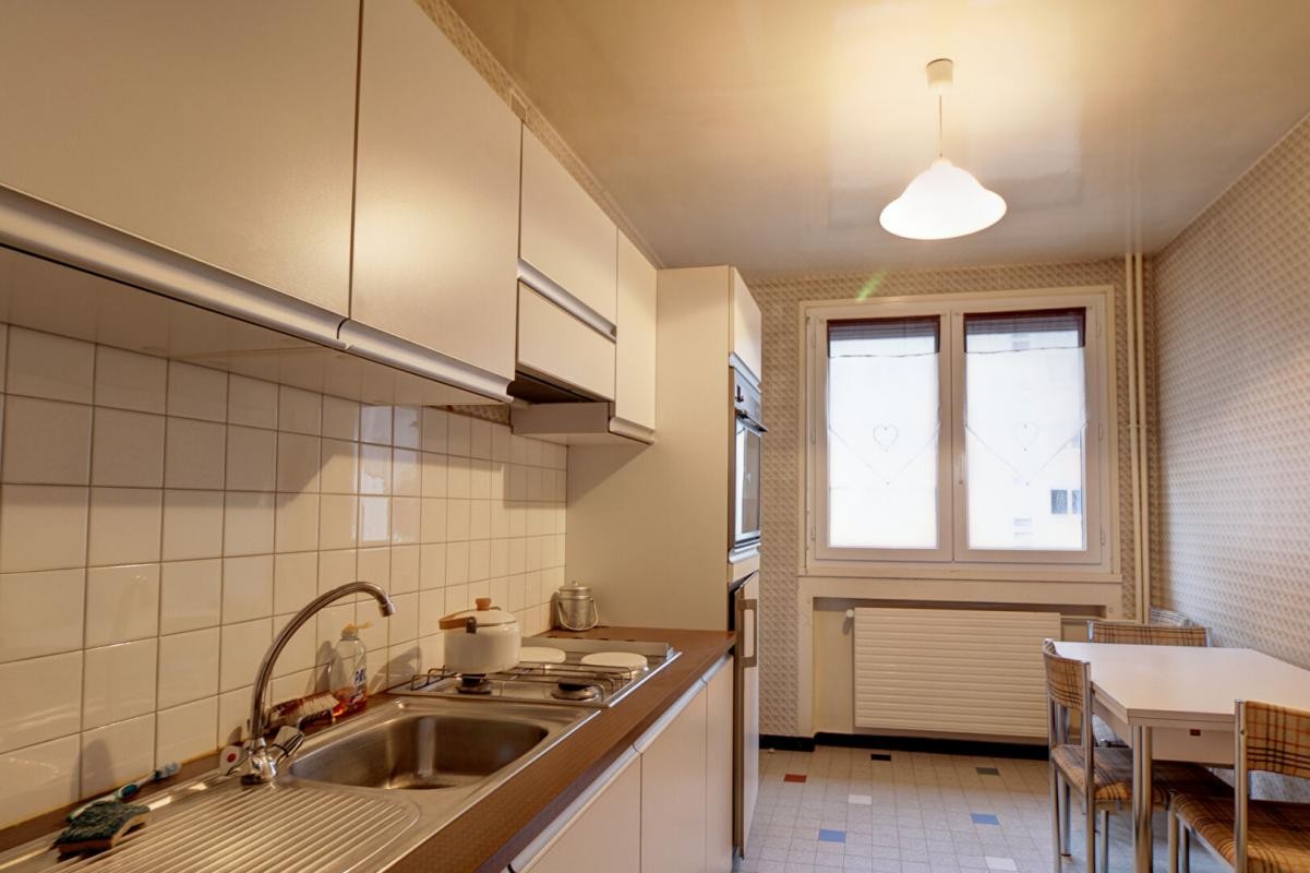 Vente Appartement à Saint-Étienne 8 pièces