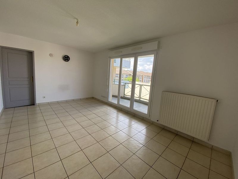 Location Appartement à Saint-Priest-en-Jarez 2 pièces