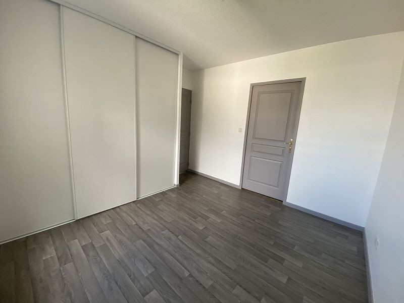 Location Appartement à Saint-Priest-en-Jarez 2 pièces