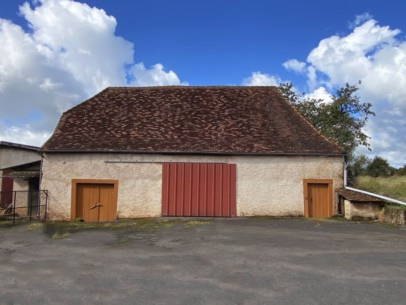 Vente Maison à Génis 8 pièces