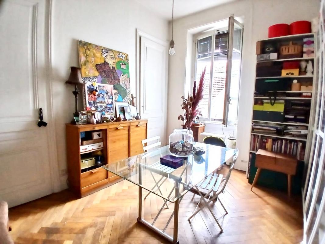 Vente Appartement à Lyon 7e arrondissement 3 pièces