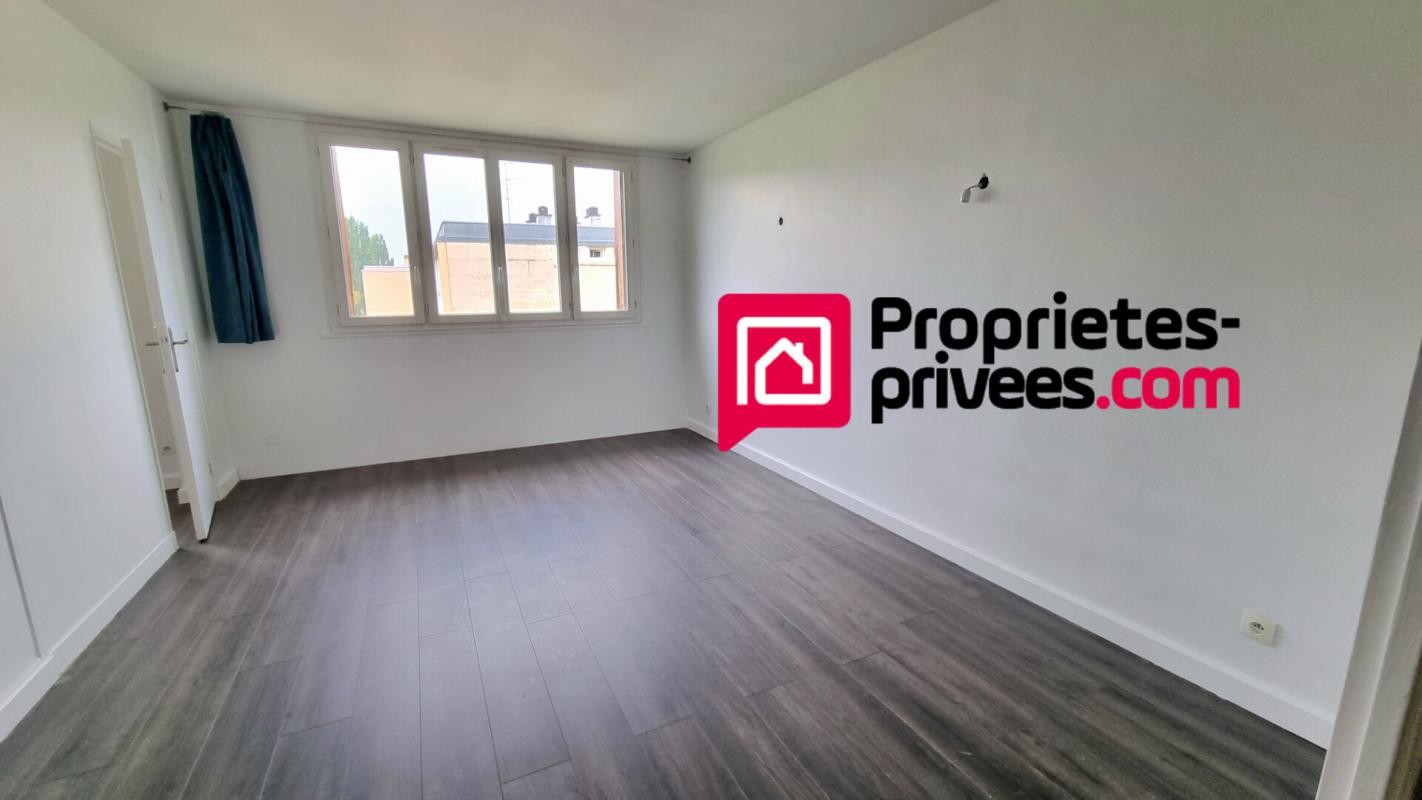 Vente Appartement à Sainte-Geneviève-des-Bois 4 pièces