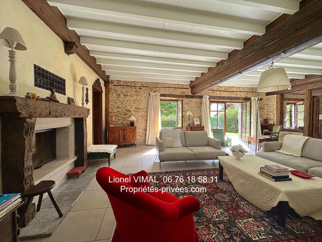 Vente Maison à Bourg-Lastic 9 pièces