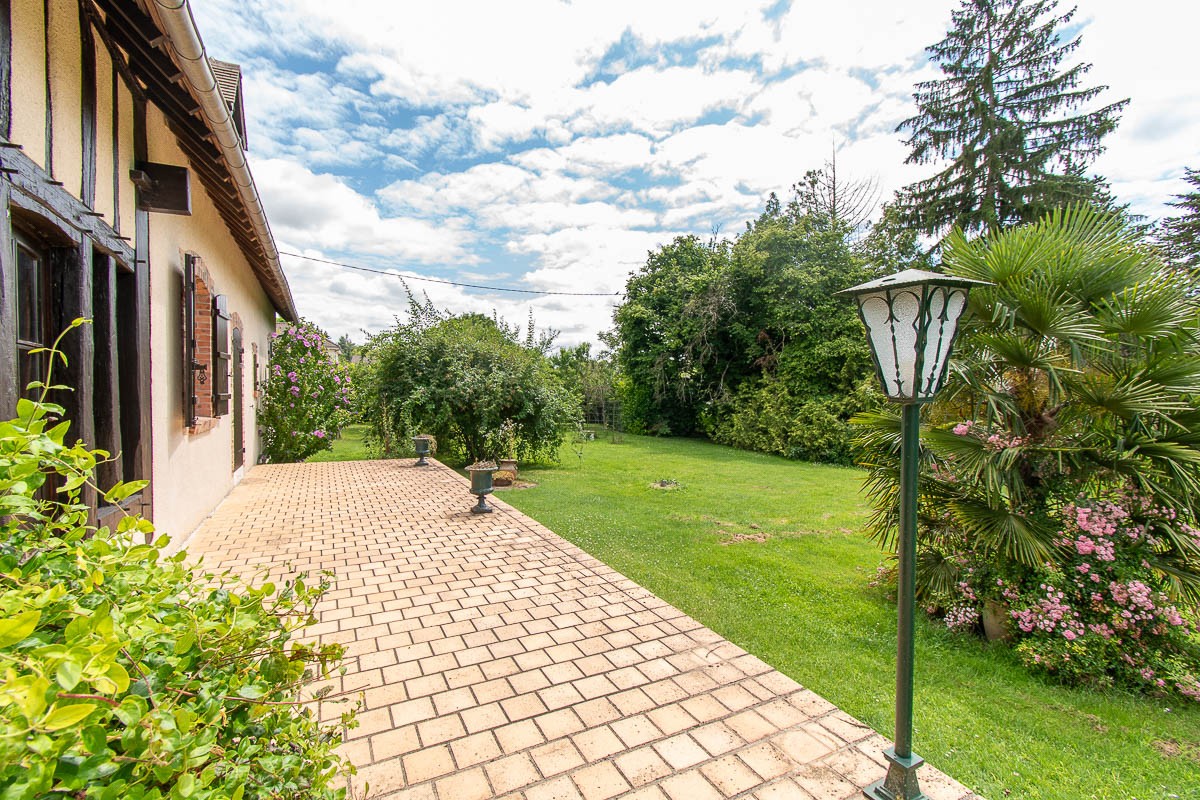 Vente Maison à Foëcy 7 pièces