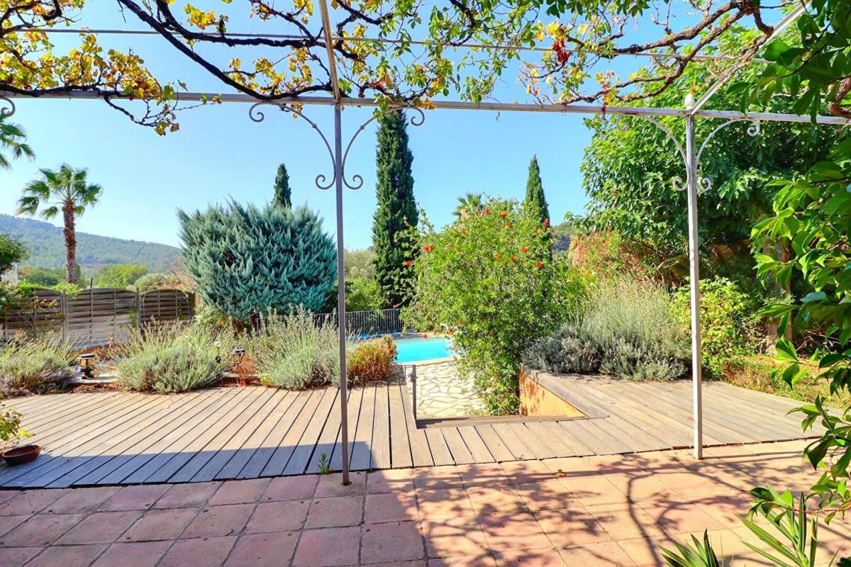 Vente Maison à le Castellet 6 pièces