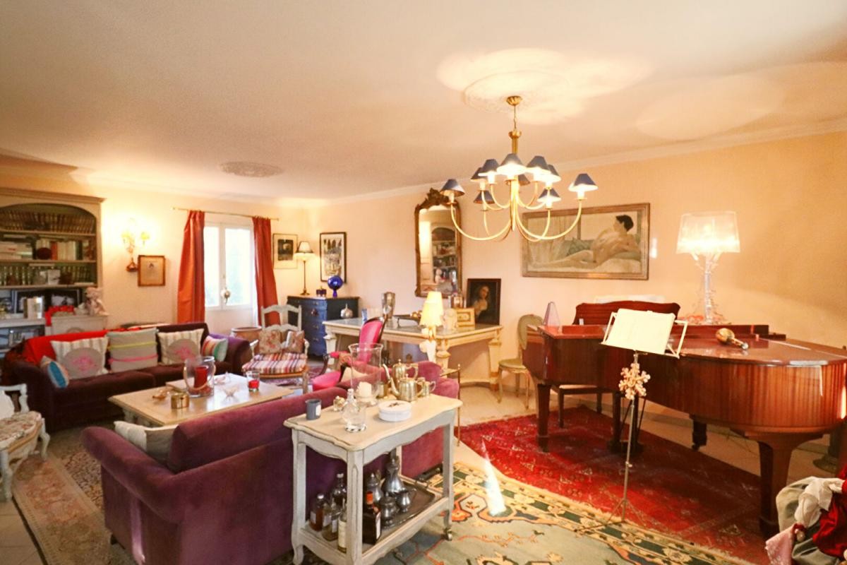 Vente Maison à l'Isle-sur-la-Sorgue 9 pièces