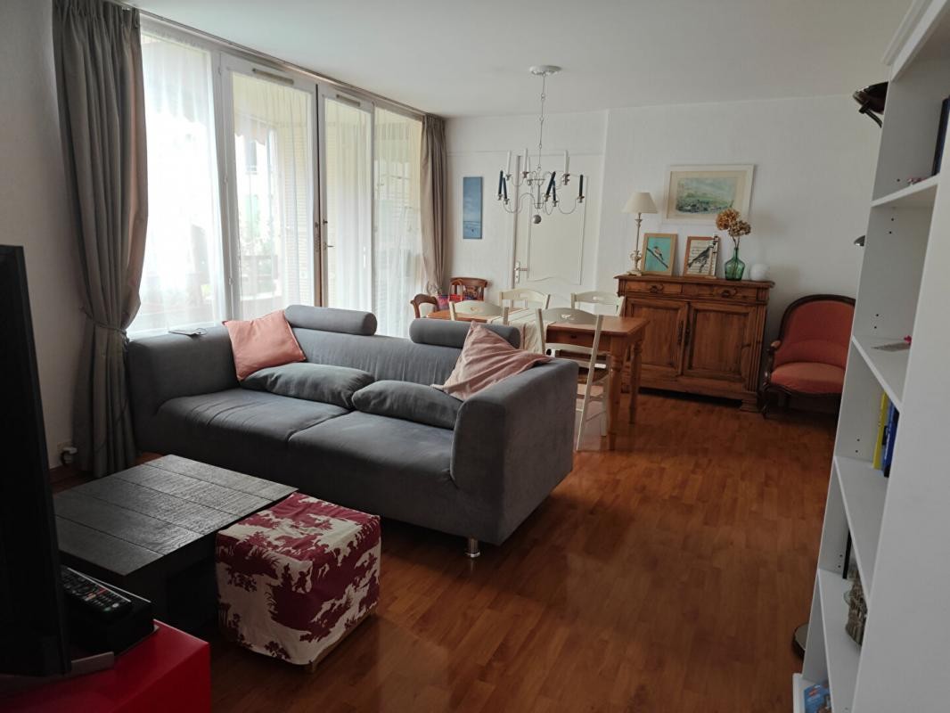 Vente Appartement à Champs-sur-Marne 4 pièces