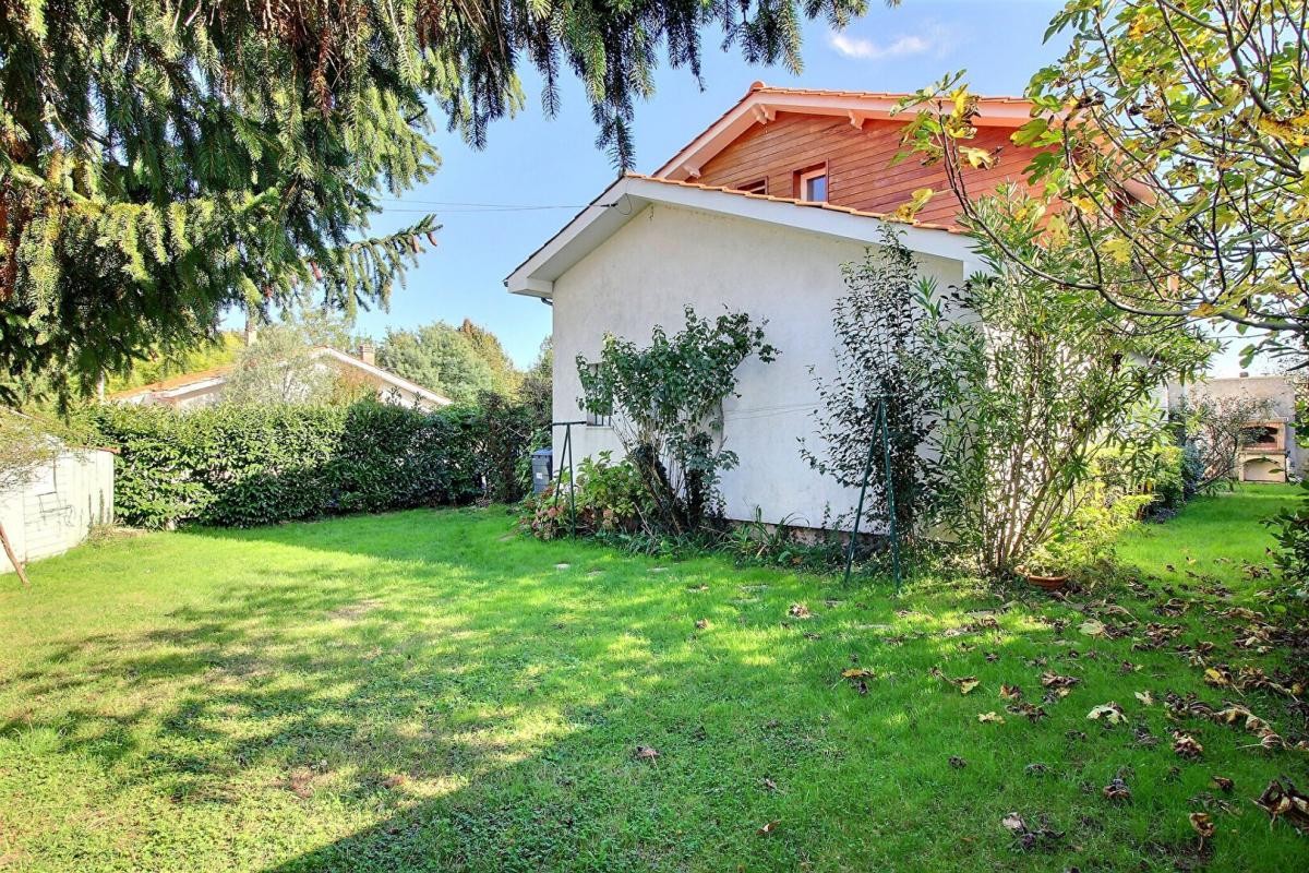 Vente Maison à Sainte-Eulalie 6 pièces