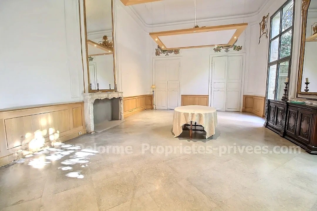 Vente Appartement à Uzès 5 pièces