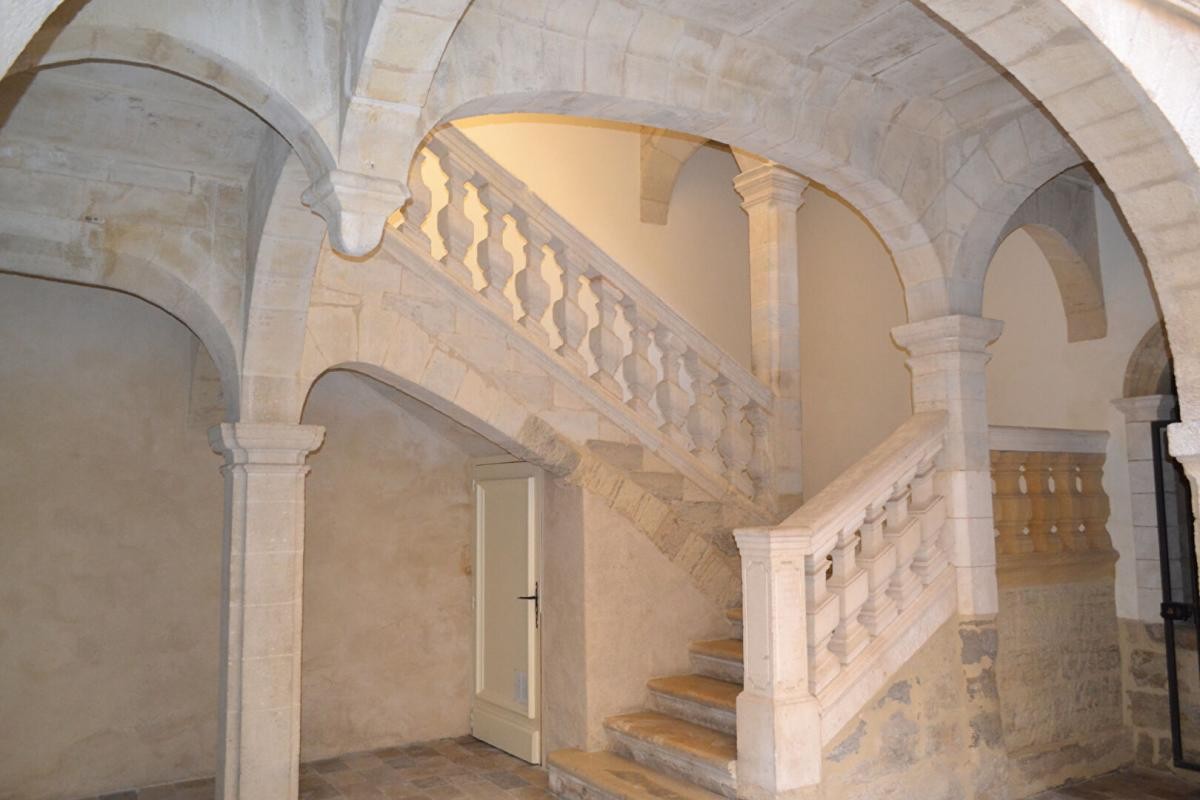 Vente Appartement à Uzès 5 pièces