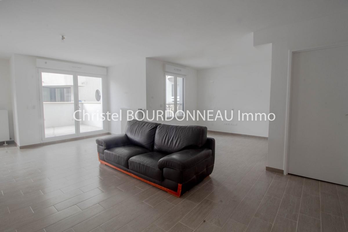 Vente Appartement à Chessy 5 pièces