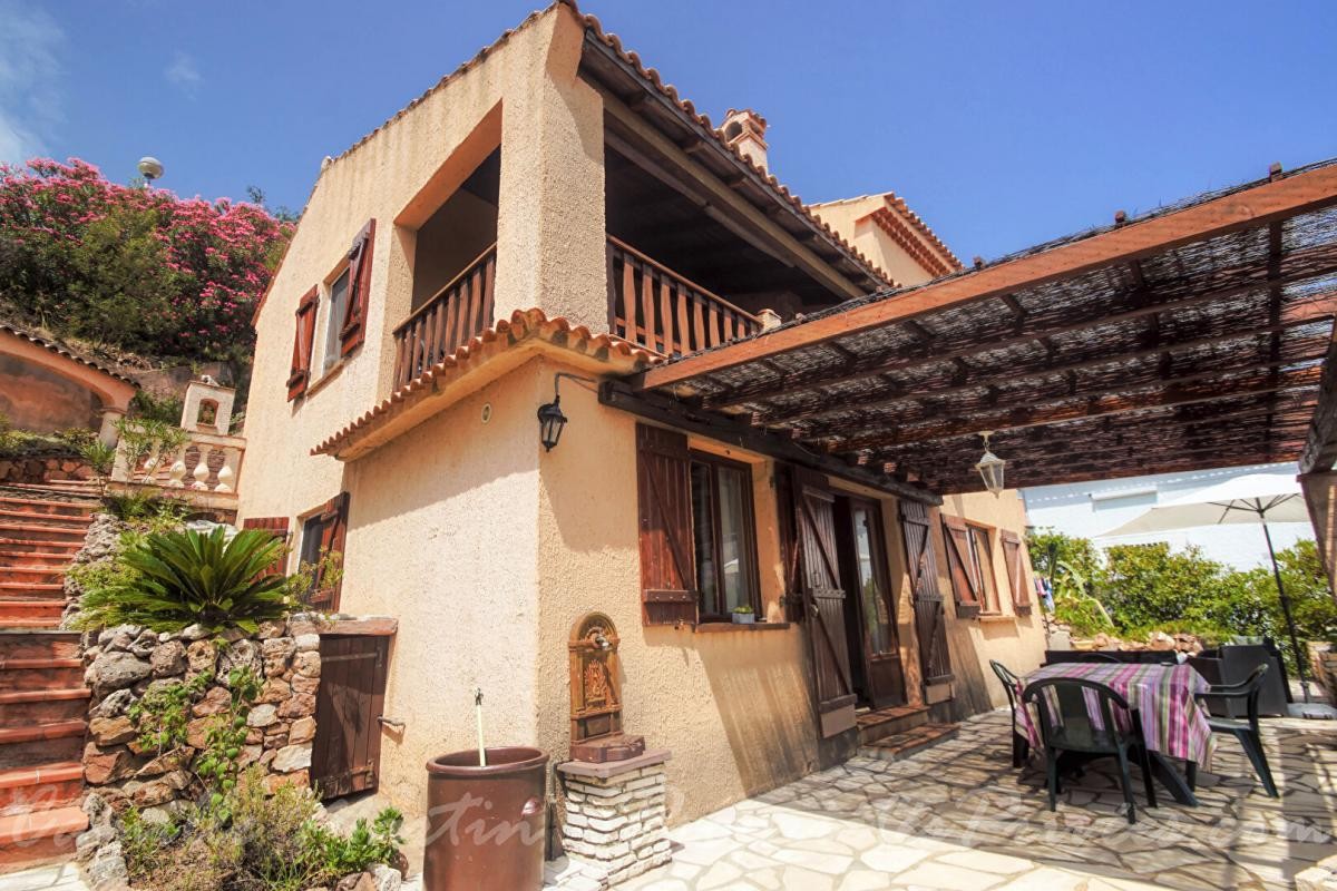 Vente Maison à Saint-Raphaël 6 pièces