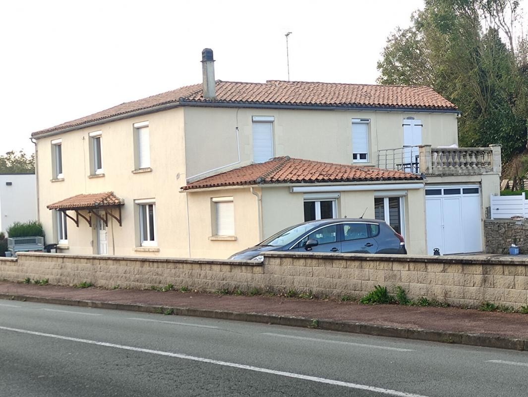 Vente Maison à Pouzauges 11 pièces