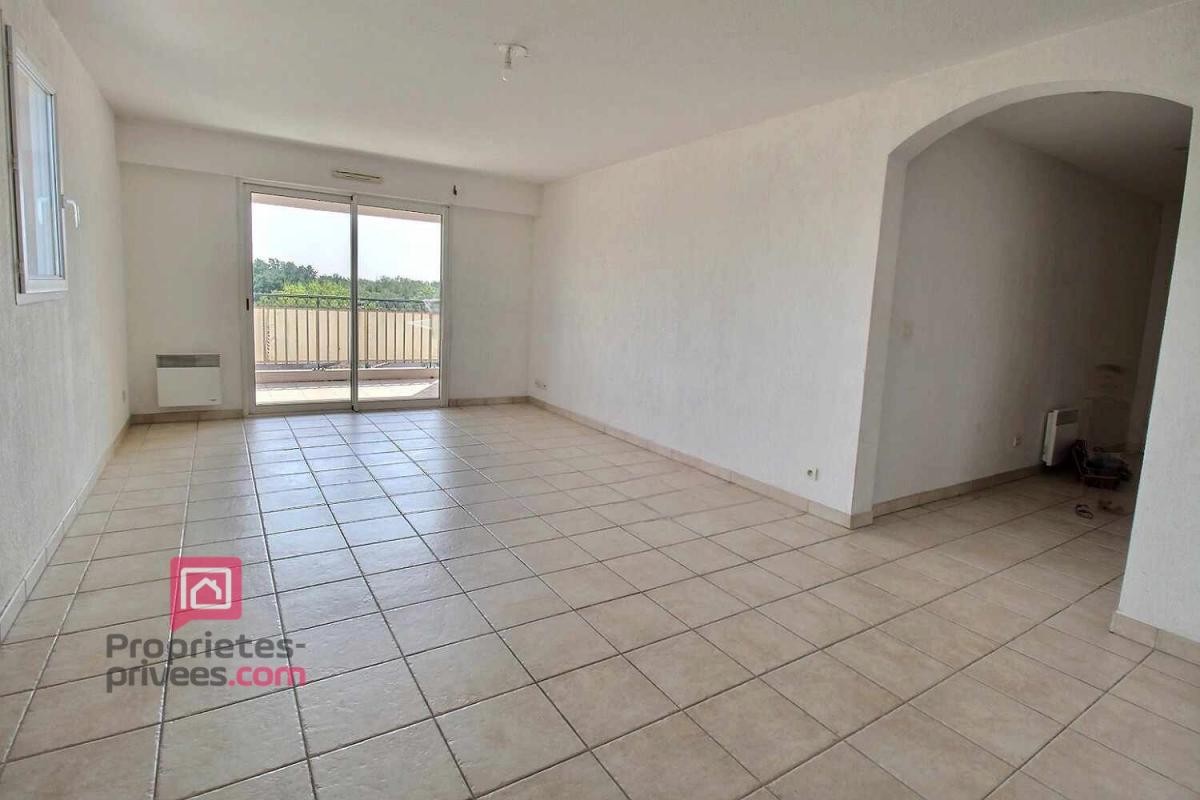 Vente Appartement à Roquebrune-sur-Argens 3 pièces