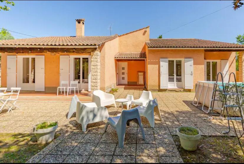 Vente Maison à Entraigues-sur-la-Sorgue 8 pièces