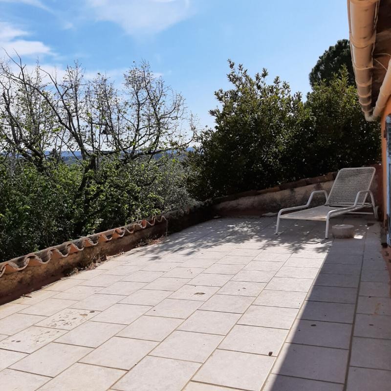 Vente Maison à Saint-Saturnin-lès-Apt 6 pièces