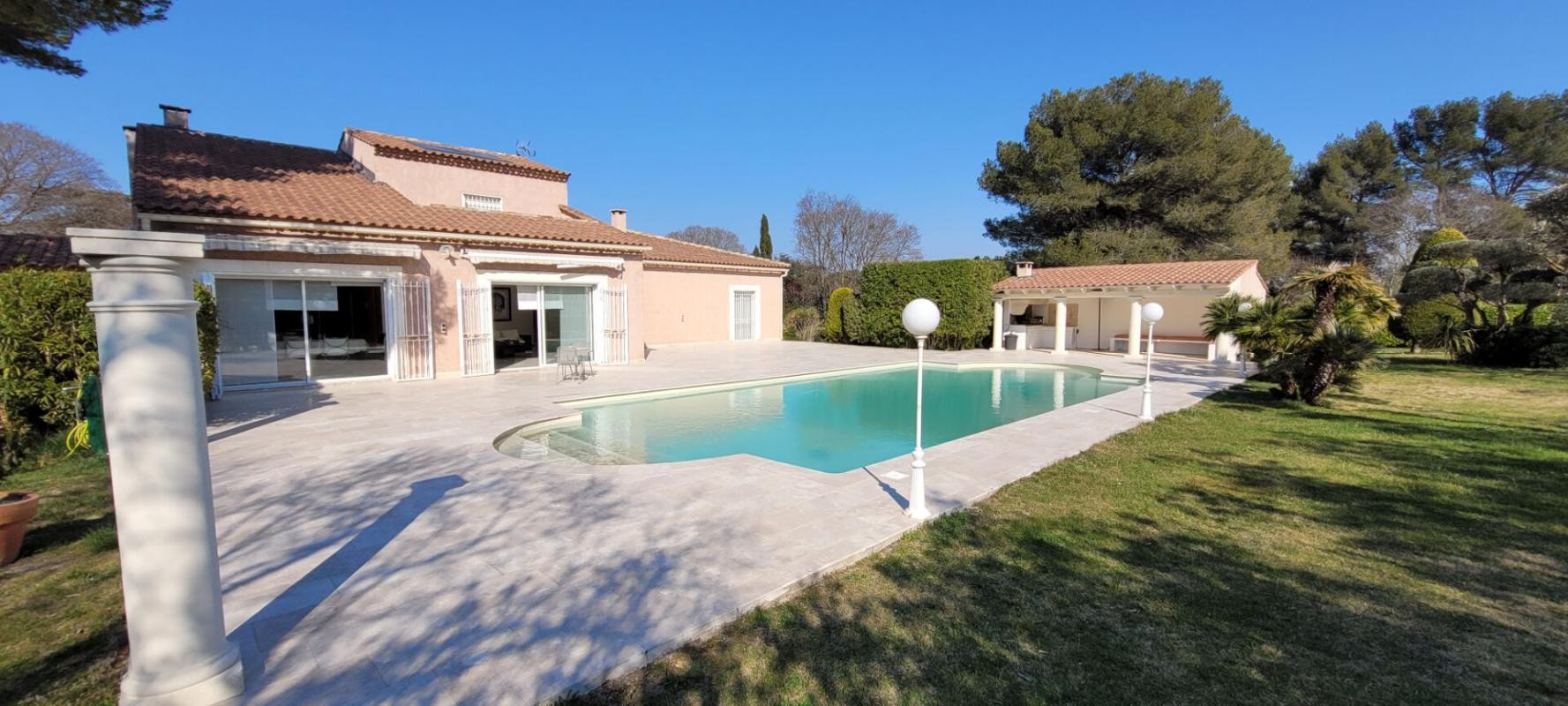 Vente Maison à Nîmes 12 pièces