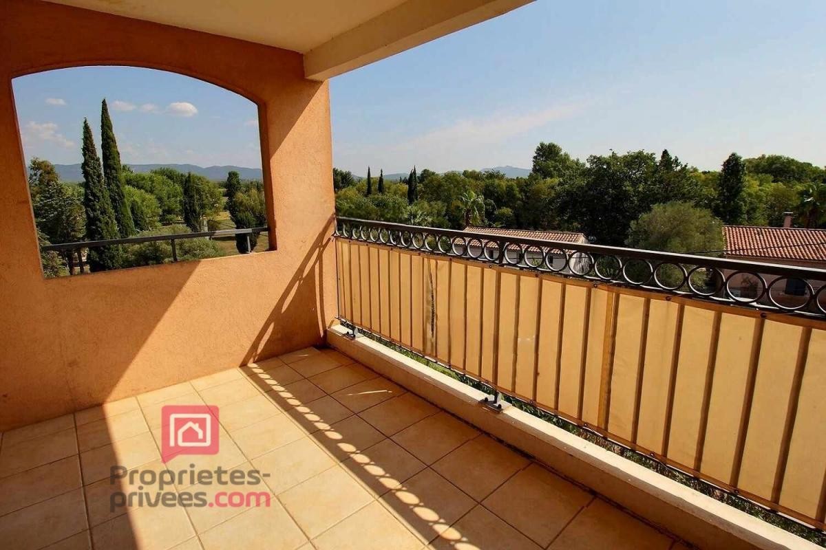 Vente Appartement à Roquebrune-sur-Argens 3 pièces