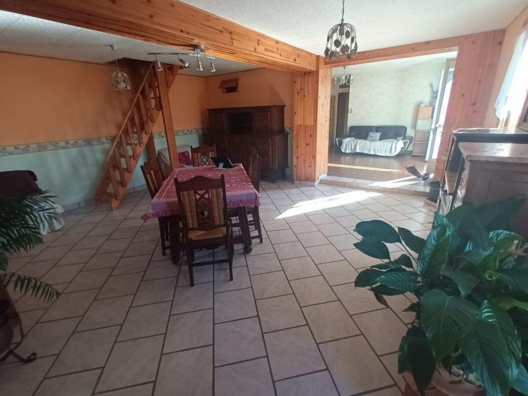 Vente Maison à Saint-Gérand-de-Vaux 6 pièces