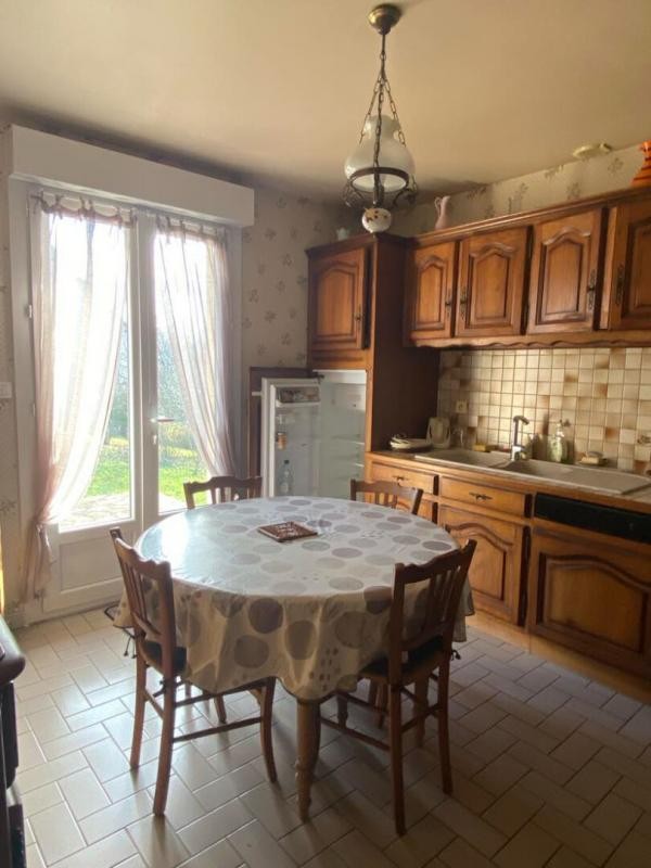 Vente Maison à Saint-Yrieix-la-Perche 6 pièces