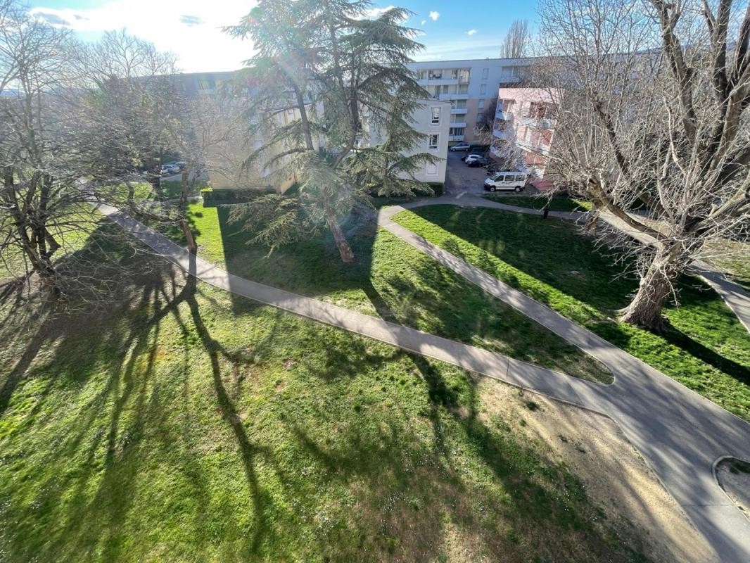 Vente Appartement à Montélimar 5 pièces