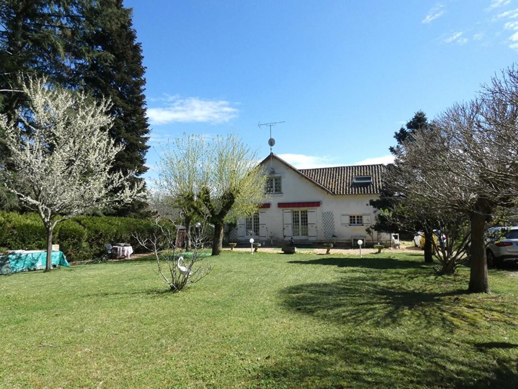 Vente Maison à Savignac-les-Églises 7 pièces