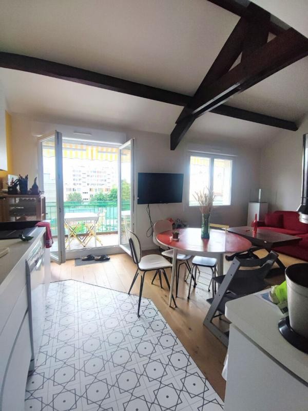 Vente Appartement à Romainville 6 pièces