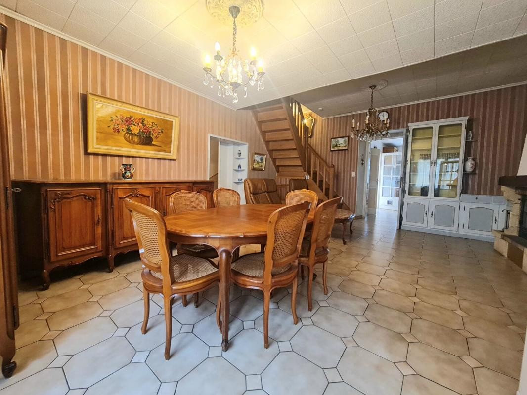 Vente Maison à le Collet-de-Dèze 8 pièces