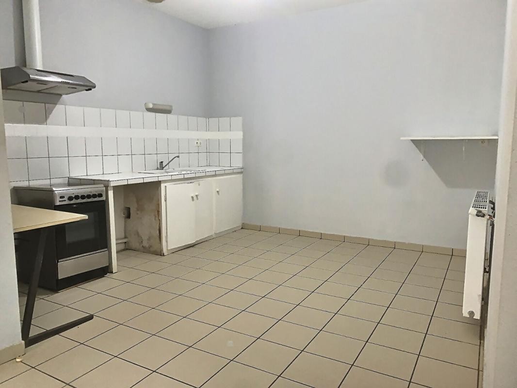 Vente Appartement à Saint-Étienne-de-Fougères 4 pièces