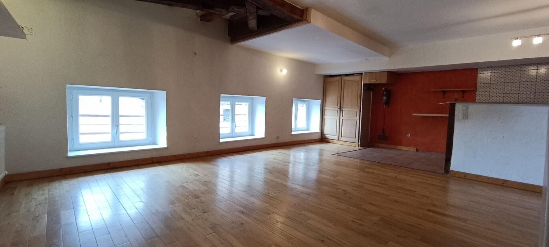 Vente Appartement à Luxeuil-les-Bains 5 pièces