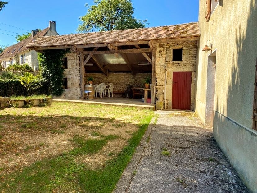 Vente Maison à Tourtoirac 8 pièces