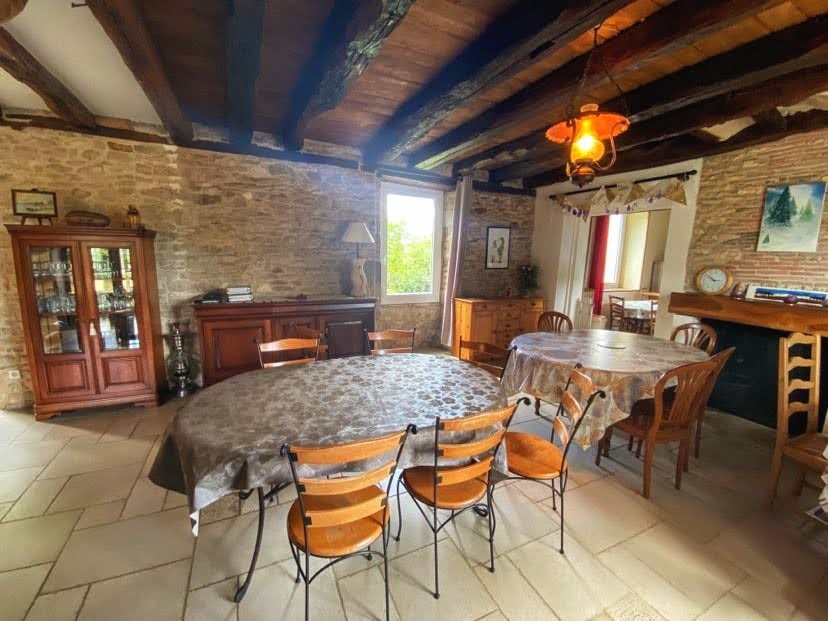 Vente Maison à Tourtoirac 8 pièces