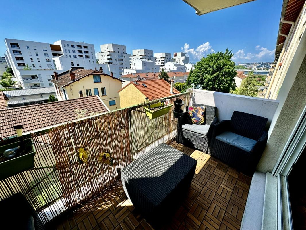 Vente Appartement à Lyon 8e arrondissement 4 pièces