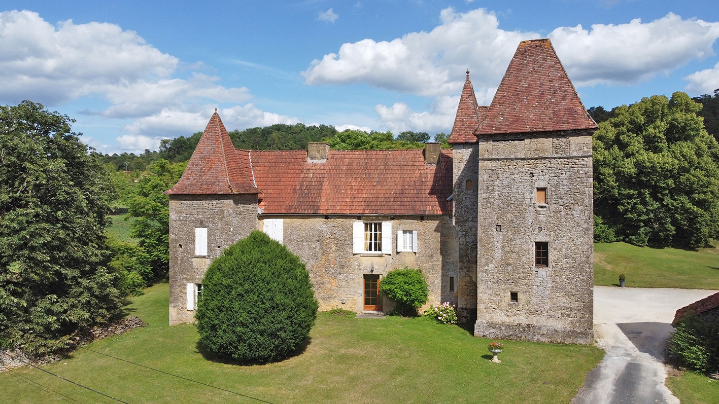 Vente Maison à Marcillac-Saint-Quentin 18 pièces