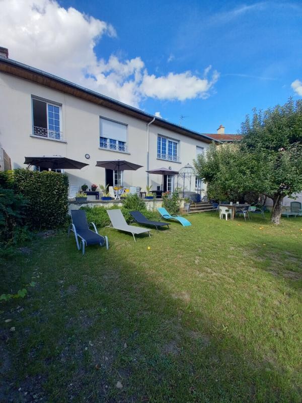 Vente Maison à Scey-sur-Saône-et-Saint-Albin 18 pièces