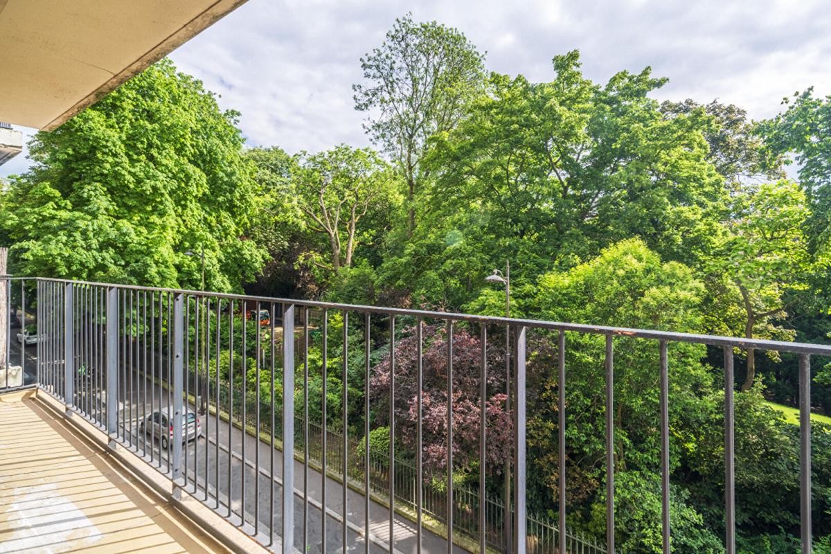 Vente Appartement à Paris Buttes-Chaumont 19e arrondissement 5 pièces