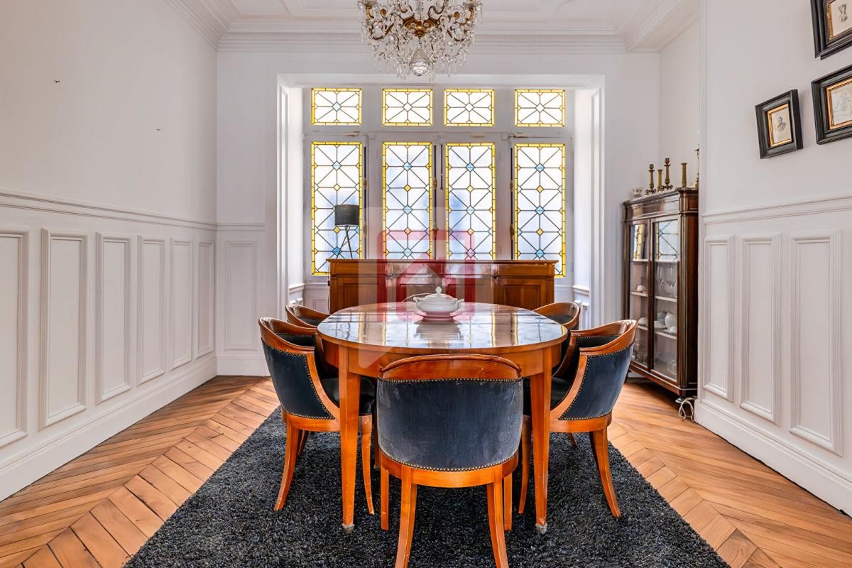 Vente Appartement à Paris Élysée  8e arrondissement 5 pièces