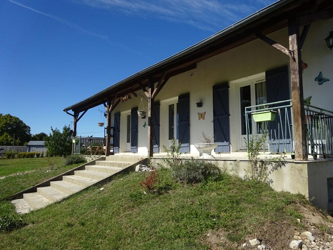 Vente Maison à Azay-le-Ferron 5 pièces