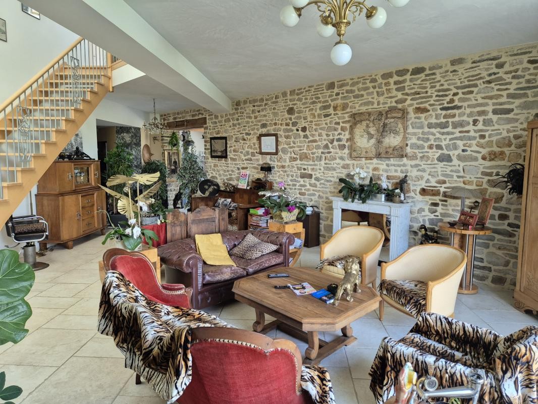 Vente Maison à Saint-Aubin-du-Cormier 6 pièces