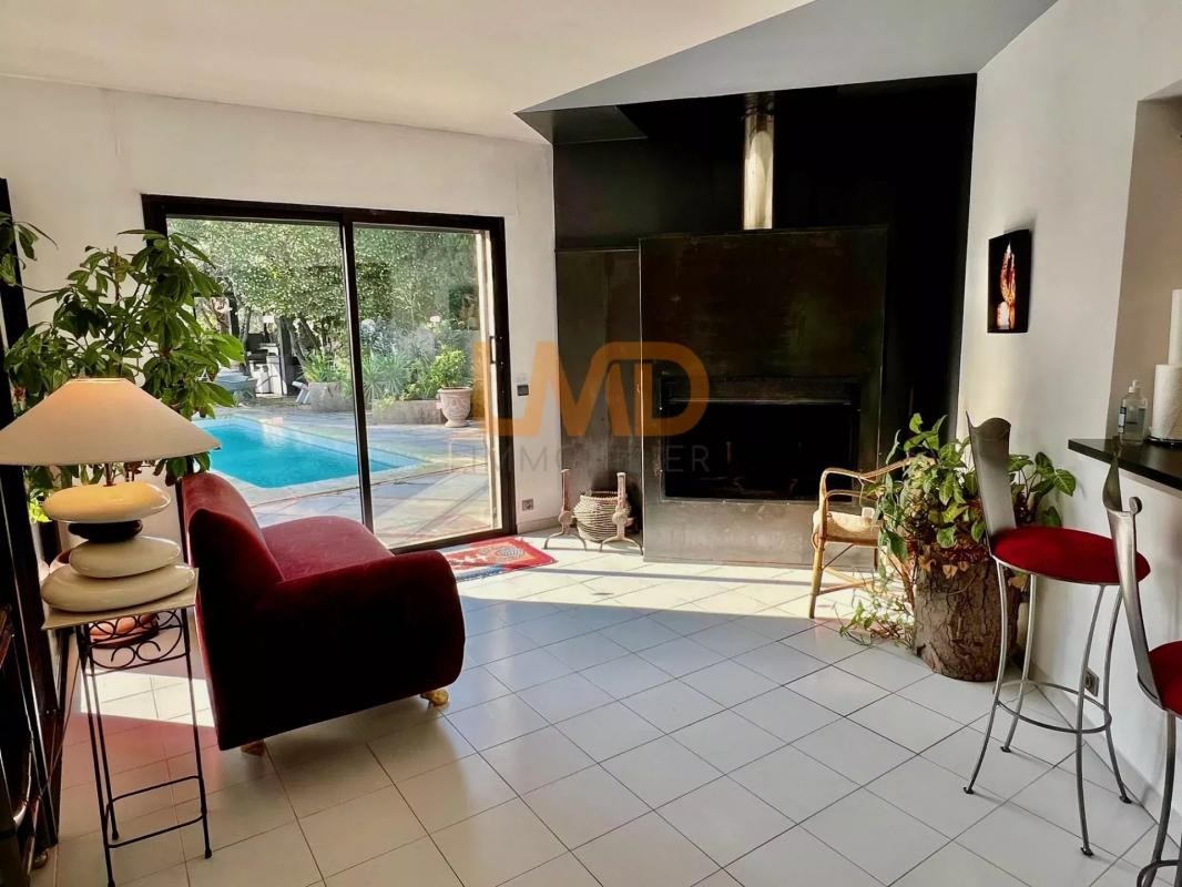 Vente Maison à Nîmes 9 pièces