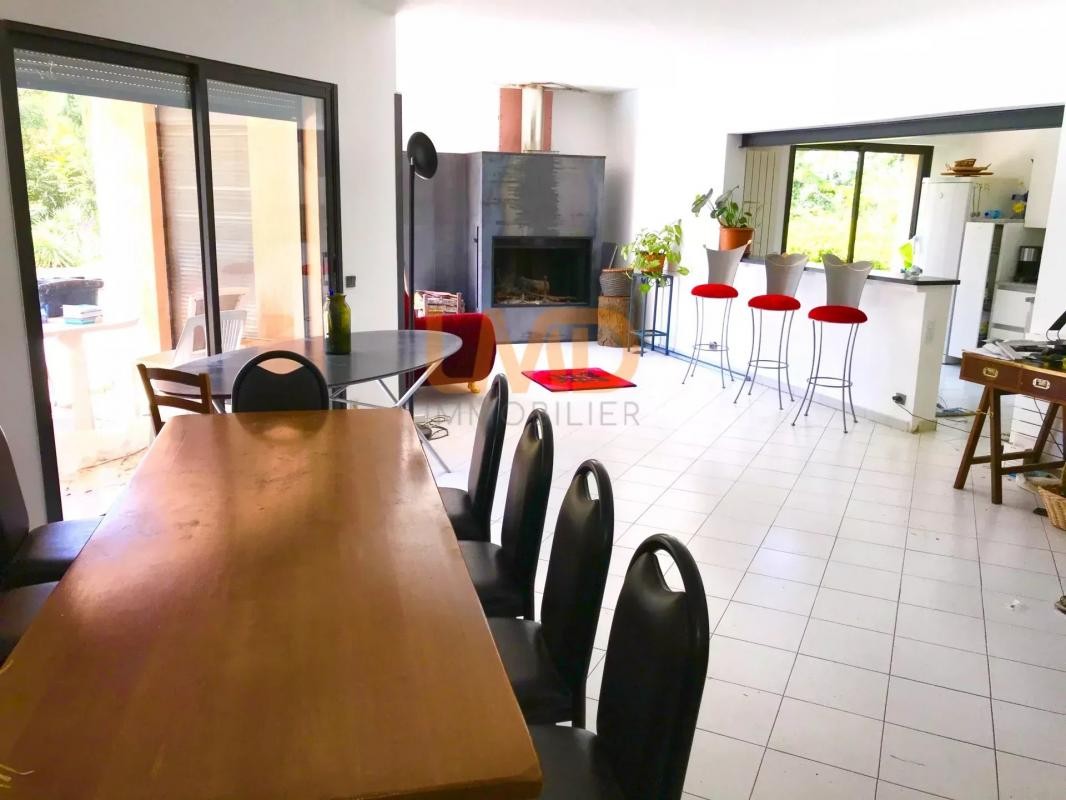 Vente Maison à Nîmes 9 pièces