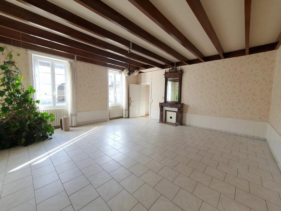 Vente Maison à Jarnac 7 pièces