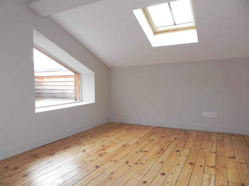 Location Appartement à Saint-Étienne 6 pièces