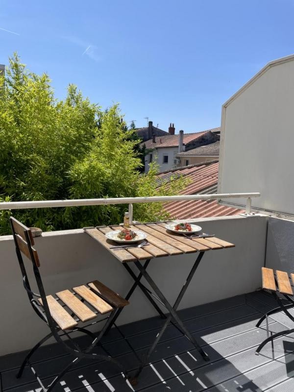 Location Appartement à Bordeaux 2 pièces