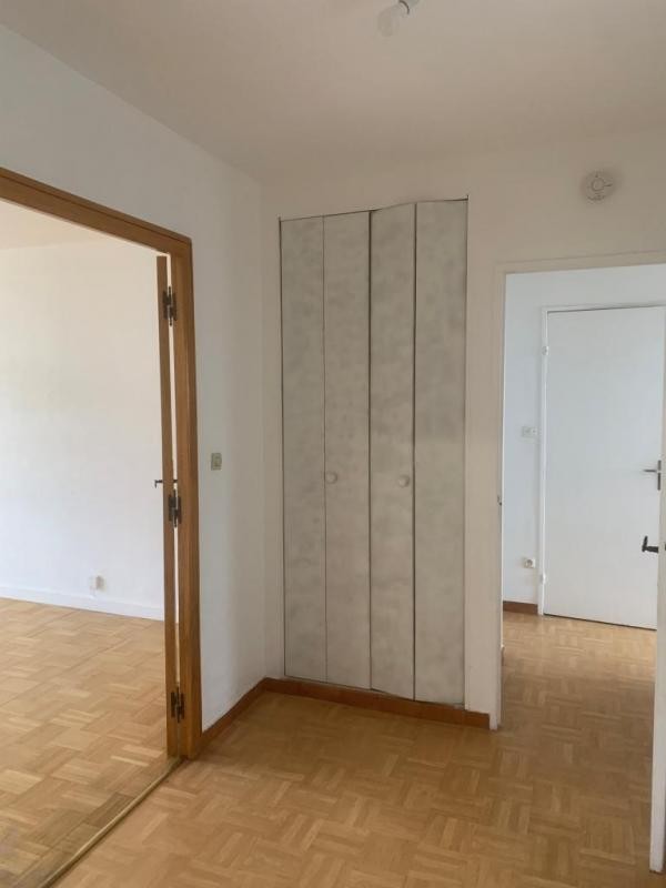 Location Appartement à Saint-Étienne 4 pièces