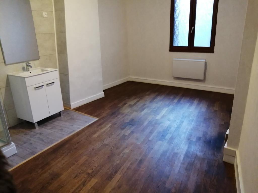 Location Appartement à Saint-Léonard-de-Noblat 2 pièces