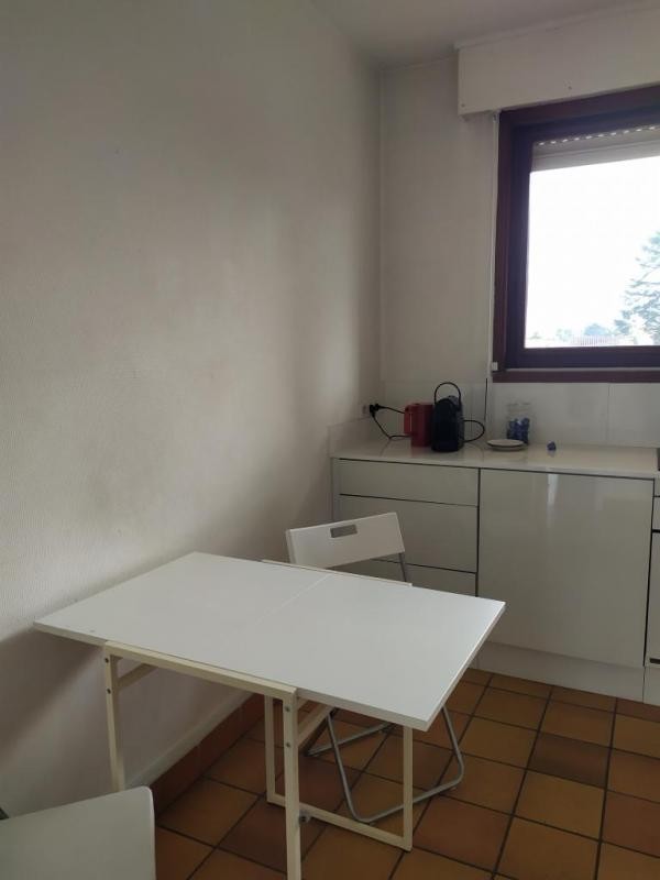 Location Appartement à Bron 1 pièce